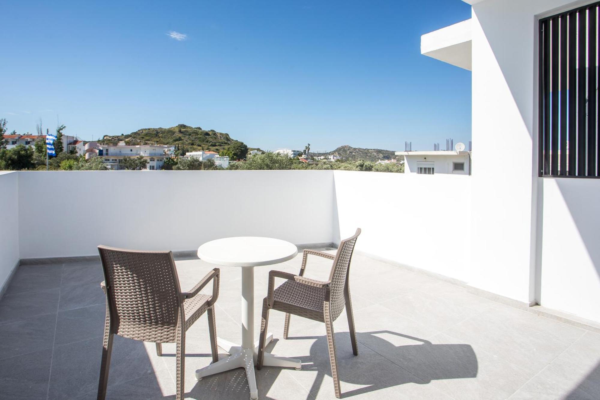 Mando Living -faliraki Aparthotel Faliraki